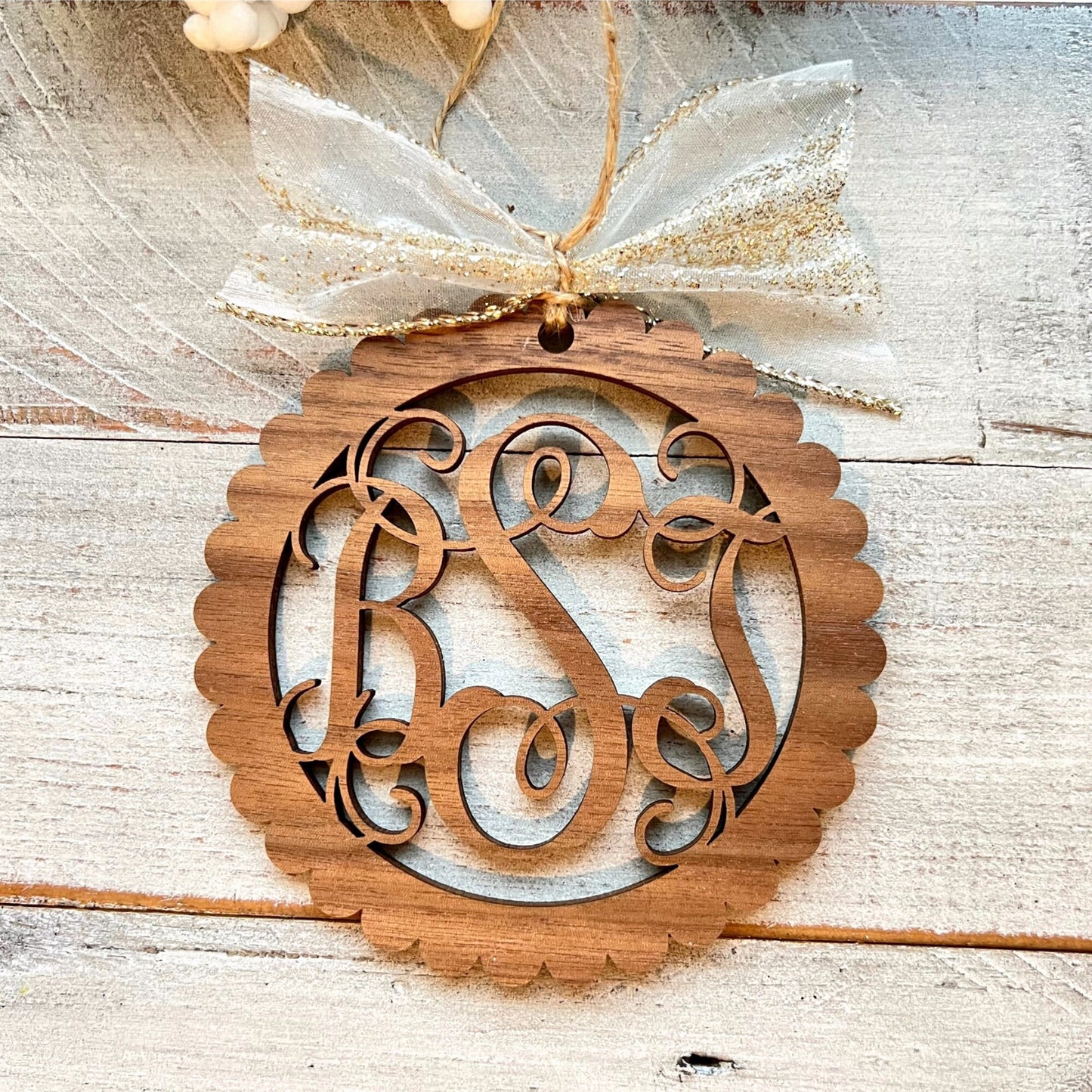 Scalloped 3 Letter Monogram Ornament | Couples Personalized Ornament | Monogram Christmas Ornament | 3 Letter Monogram Christmas Tree Decor