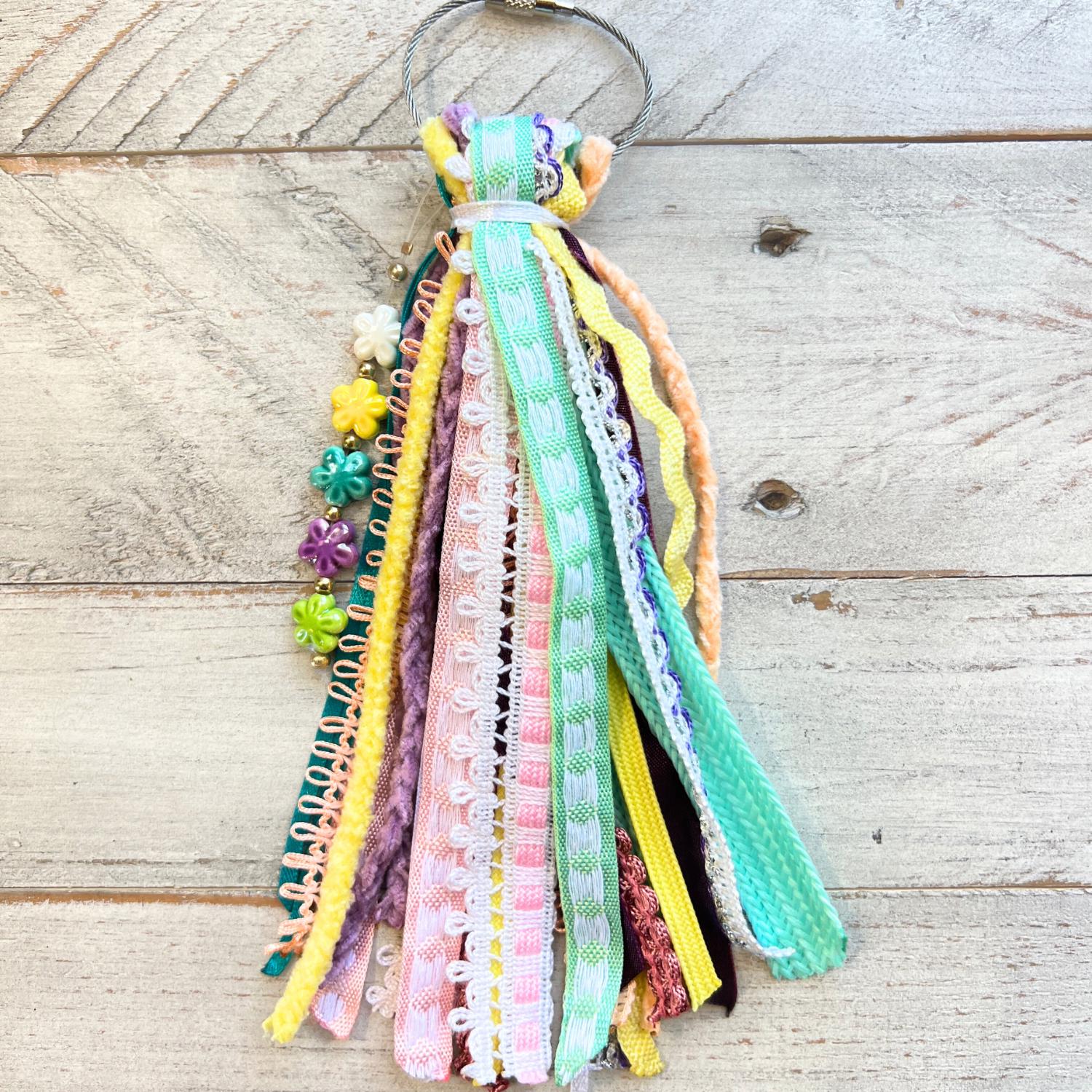 Bag Tassel with Glass Flower Beads