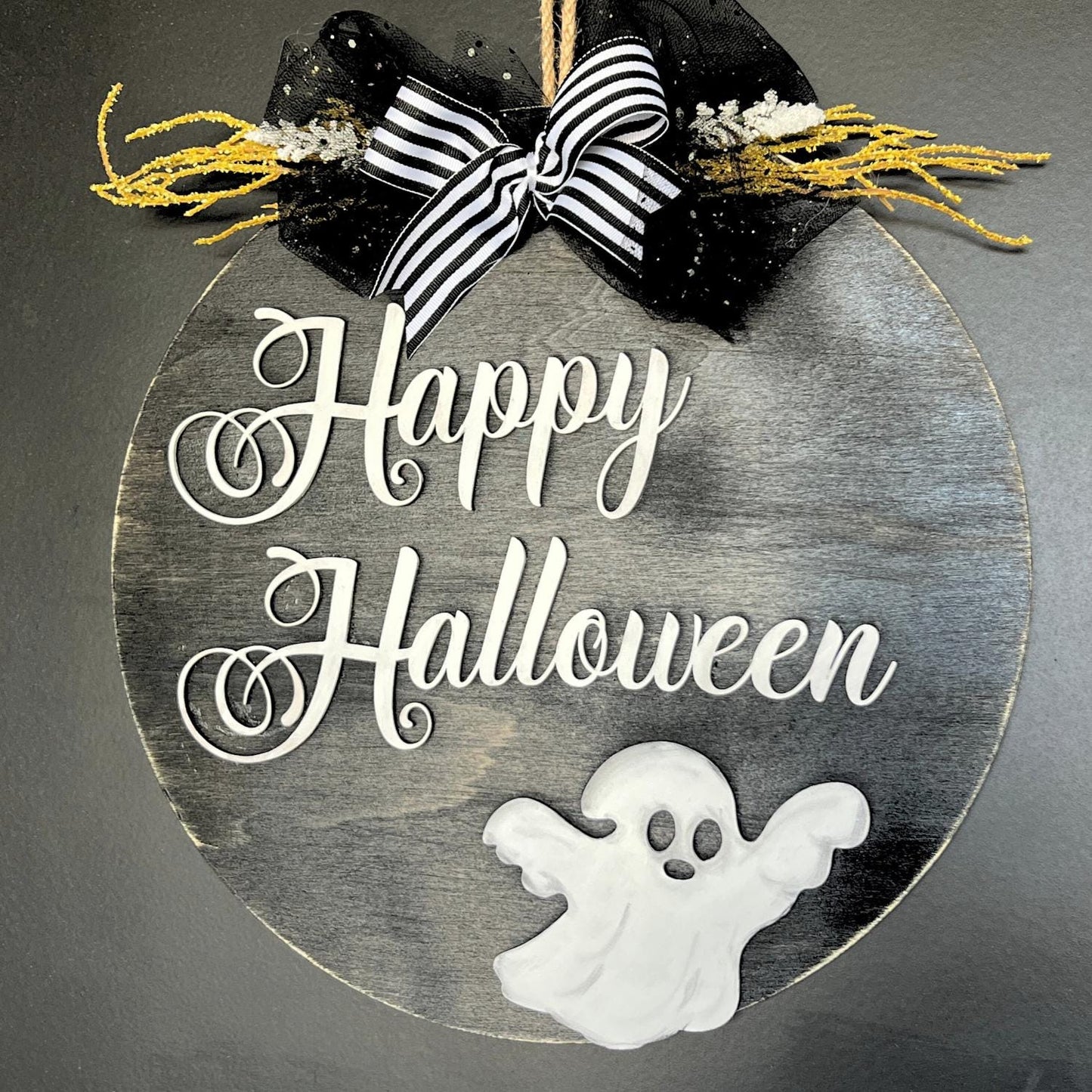 Black and White Halloween Door Hanger | Happy Halloween Sign