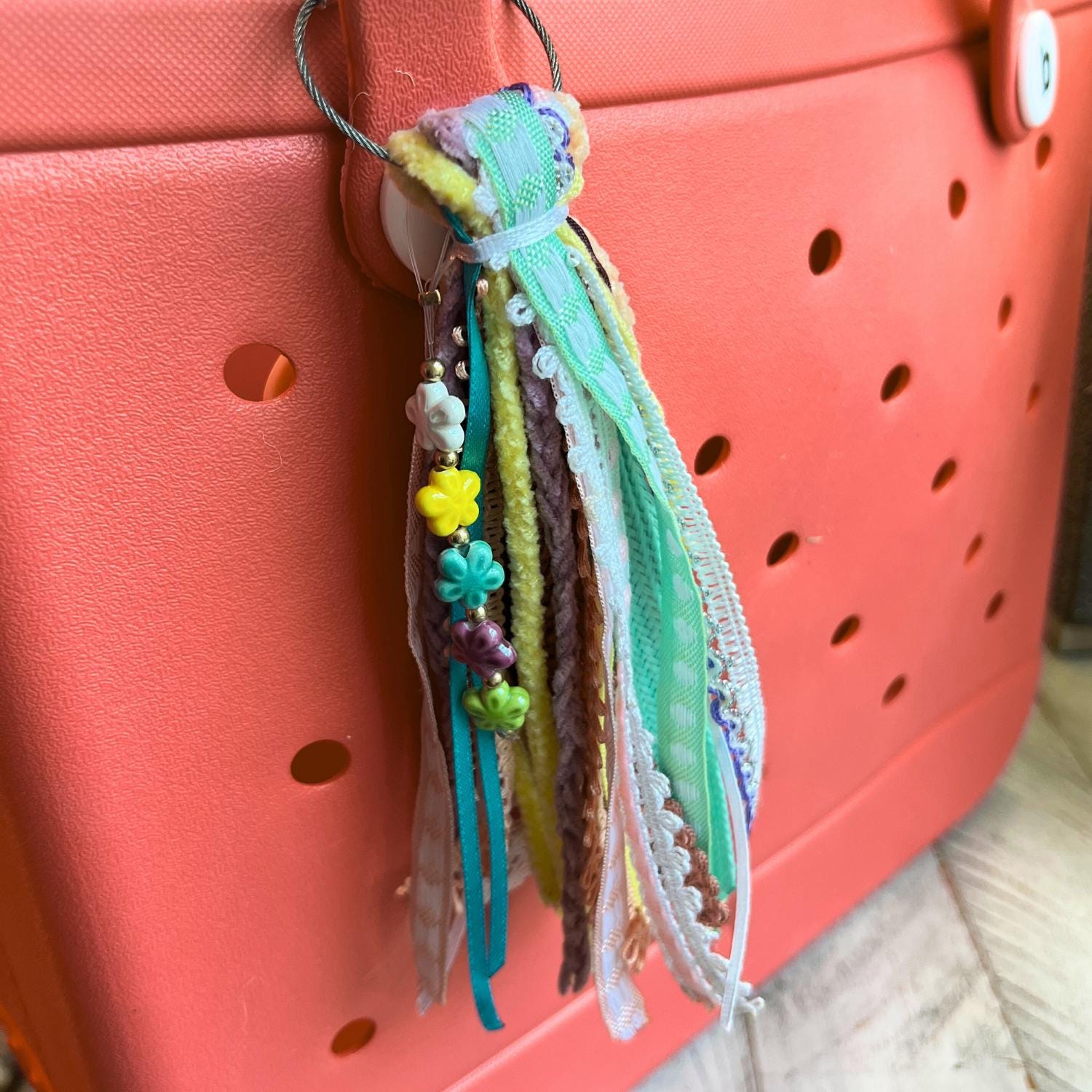 Bag Tassel with Glass Flower Beads